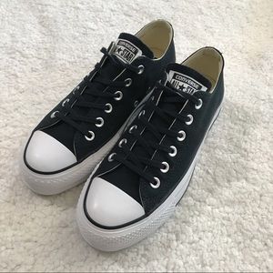 Converse Chuck Taylor All Star Platform Sneakers